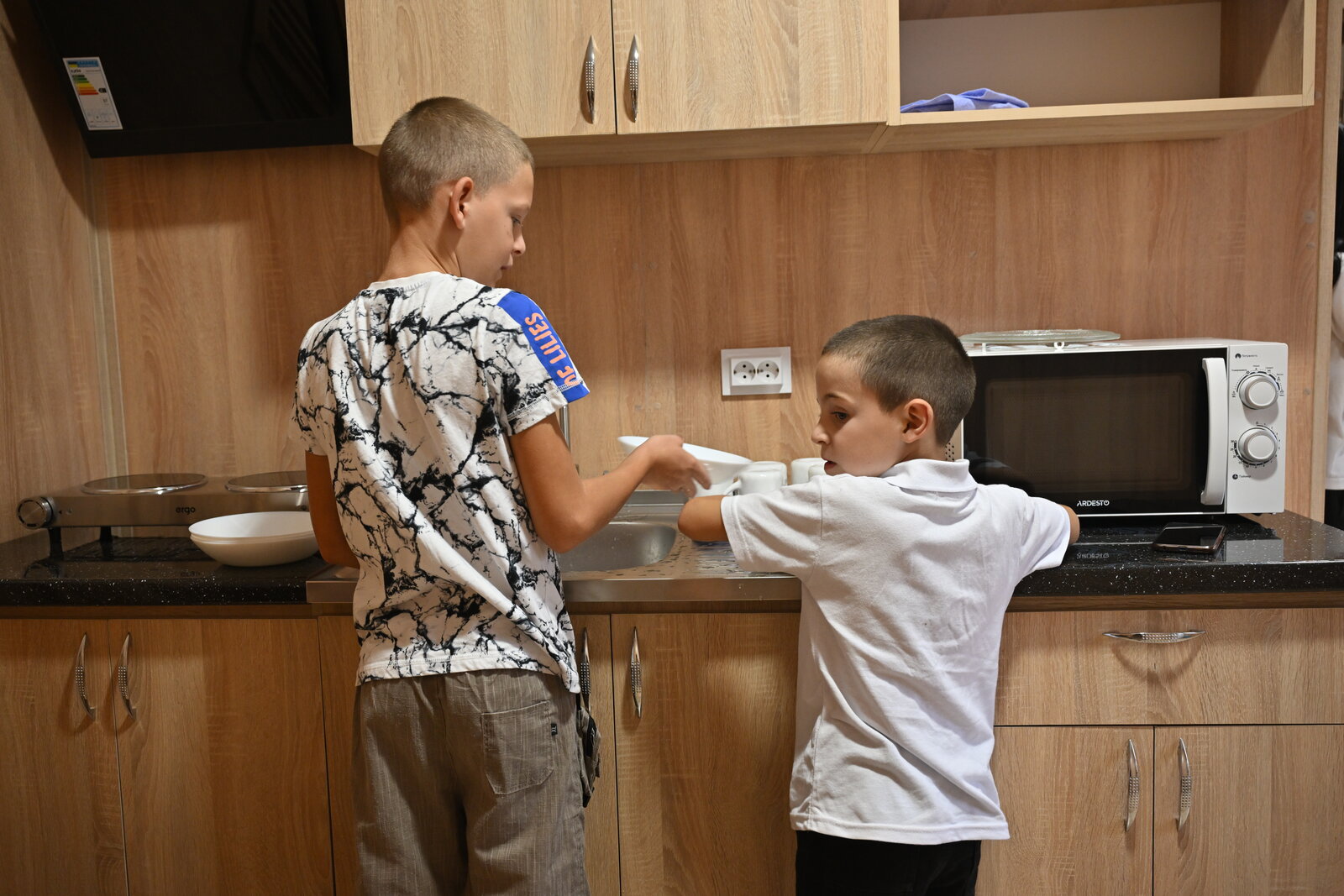 During 2022-2024 Carites Czech Republic built 43 modular houses for 140 internally displaced Ukrainians in the western regions